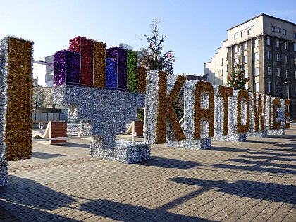 Katowice ist bunt! (Foto: https://pixabay.com/de/photos/katowice-symbol-der-markt-liebe-2050866/)