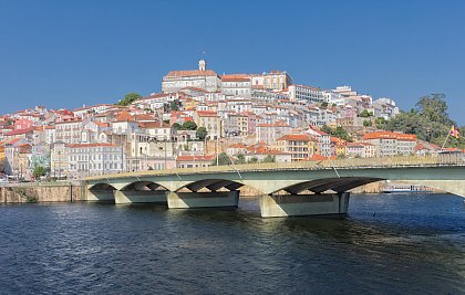 Foto: "Coimbra, Portugal" auf https://flic.kr/p/2gTSJH1 von https://www.flickr.com/photos/rayinmanila/, Lizenz: CC BY 2.0